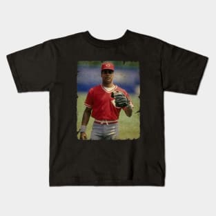 Barry Larkin in Cincinnati Reds Kids T-Shirt